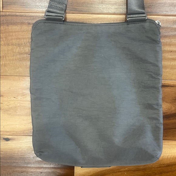 Crossbody Baggallini Bag - Stylish Gray crossbody unisex Bag - Picture 5 of 5